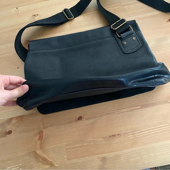 French Connection Black Leather Messenger Bag Adjustable Strap Unisex - Picture 12 of 15